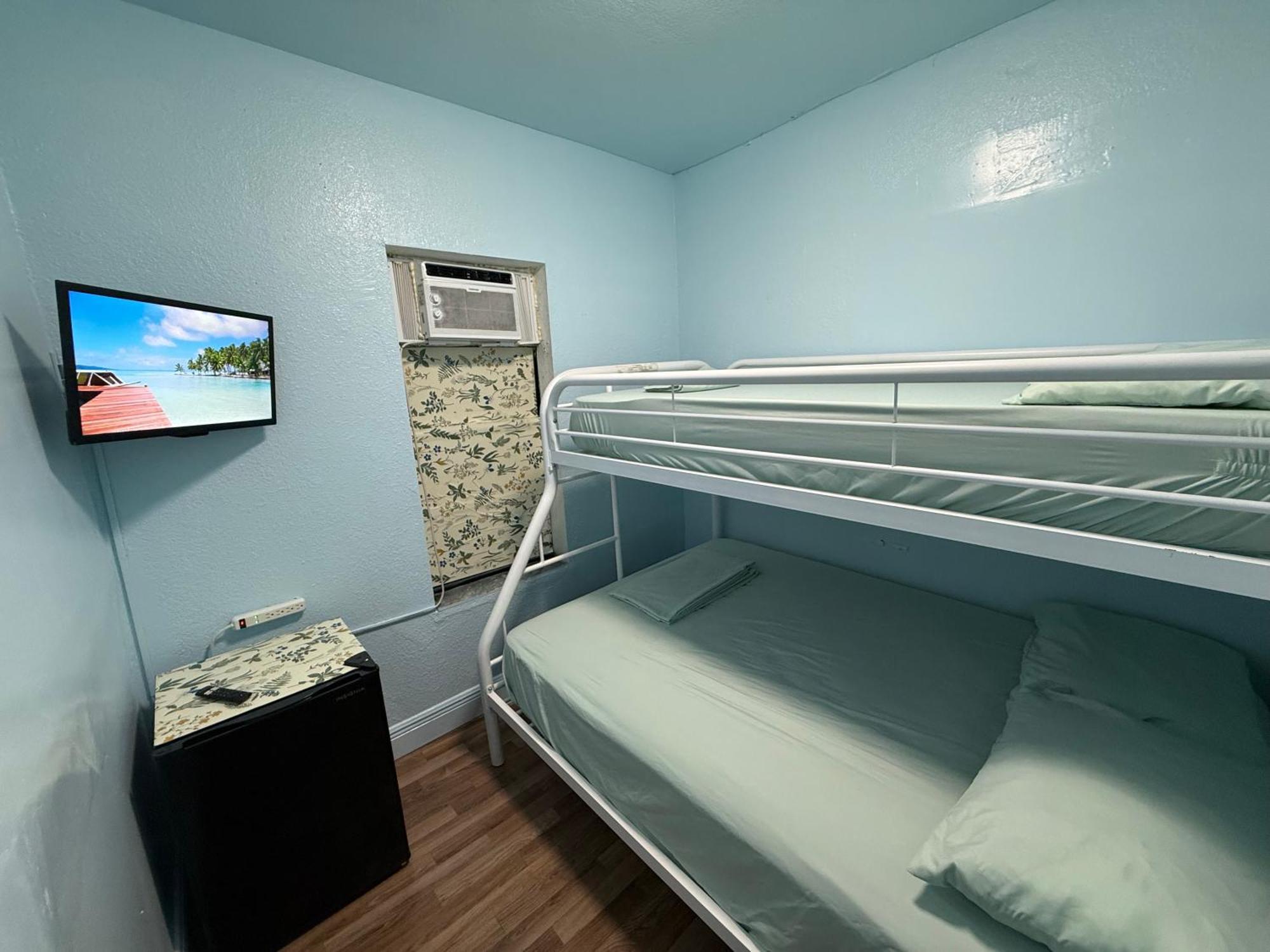 Oqp Vacations Hostel Miami Bagian luar foto