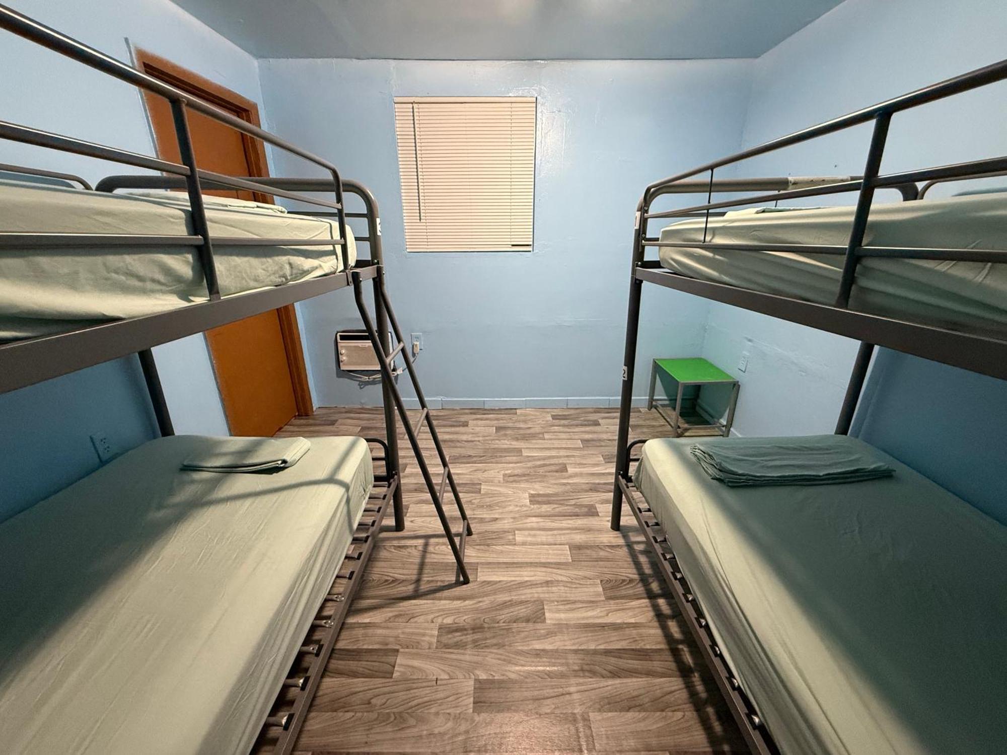 Oqp Vacations Hostel Miami Bagian luar foto