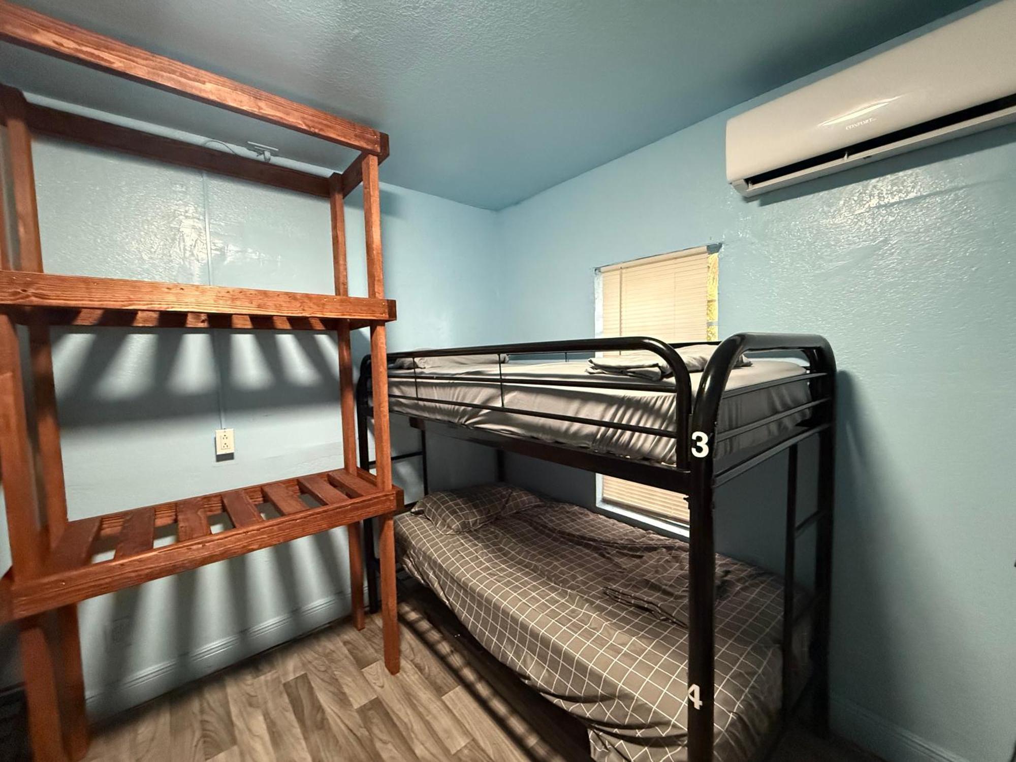 Oqp Vacations Hostel Miami Bagian luar foto